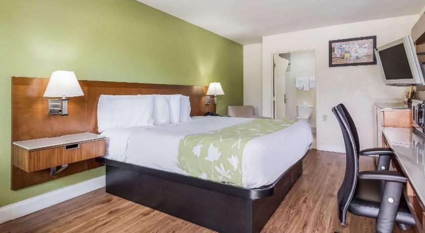 Econo Lodge Atlanta Airport East Forest Park Exterior foto